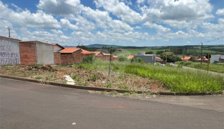 Terreno à venda no Centro, Descalvado, SP