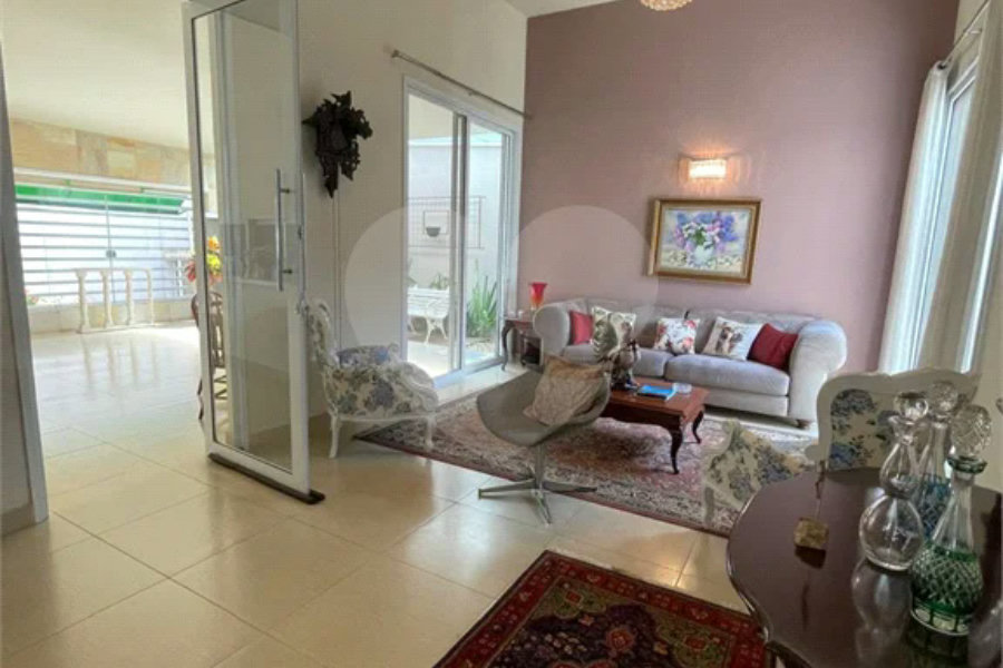 Casa à venda com 3 dormitórios no Bairro Cidade Jardim em Piracicaba - SP.