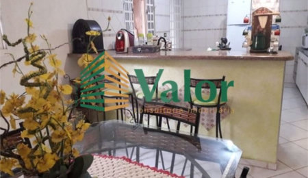 Casa à venda com 3 quartos, sendo 1 suíte,  em Residencial Monsenhor Romeu Tortorelli, São Carlos, SP
