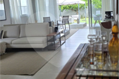 Casa à venda ou para alugar com 3 suítes no condomínio Residencial Helvétia Park, Indaiatuba - SP