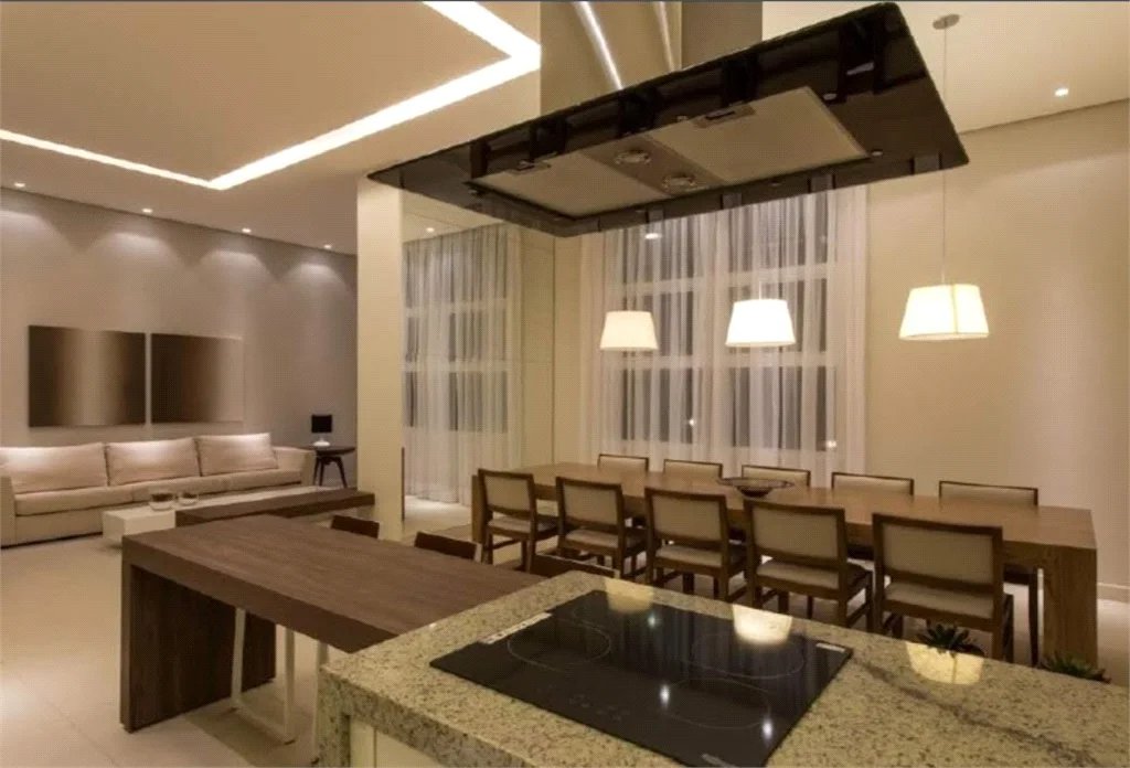 Apartamento à venda ou para alugar com 3 quartos, sendo 1 suíte, em Parque Reboucas, São Paulo, SP