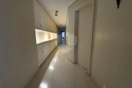 Apartamento à venda com 4 quartos, sendo 2 suítes,  em Vila Suzana, São Paulo, SP