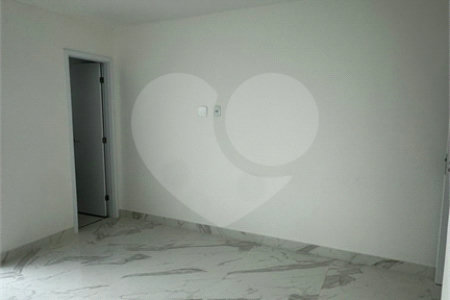 Casa à venda com 2 quartos, sendo 1 suíte, no condomínio Parque Guará, Rio de Janeiro - RJ