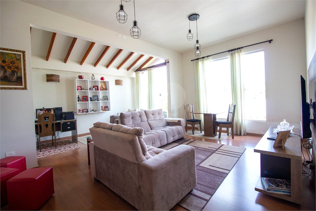 Casa à venda com 4 suítes no condomínio Francesco Rana, São Roque - SP