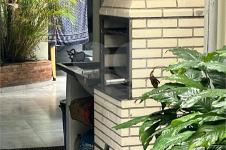 Casa à venda com 2 quartos, sendo 1 suíte, em Jardim das Acácias, São Paulo, SP