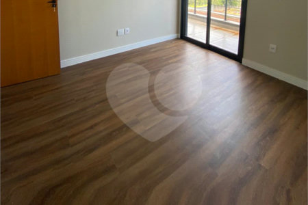Casa à venda com 3 suítes no condomínio Parque das Camélias, Jundiaí - SP
