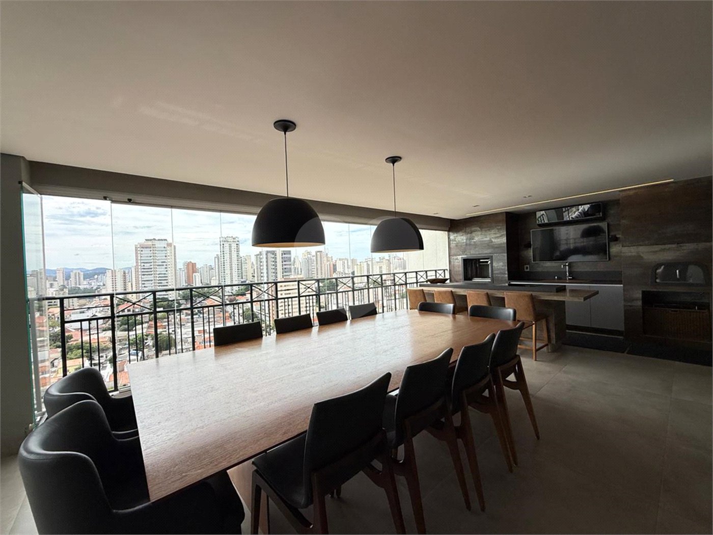 Apartamento à venda com 3 suítes em Santa Teresinha, São Paulo, SP