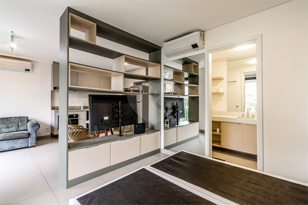 Apartamento à venda ou para alugar com 1 suíte em Jardim das Bandeiras, São Paulo, SP