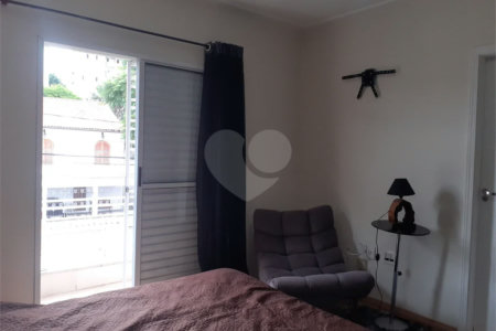 Sobrado à venda com 3 suítes em Vila Vitório Mazzei, São Paulo, SP