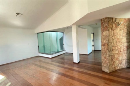 Casa à venda com 3 quartos, sendo 1 suíte, em Jardim Pires de Mello, Sorocaba, SP