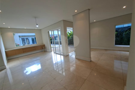 Casa à venda com 2 quartos, sendo 1 suíte, em Planalto Paulista, São Paulo, SP