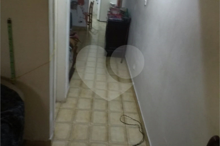 Sobrado à venda com 2 quartos em Pari, São Paulo, SP