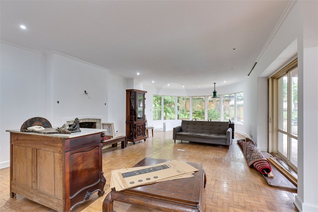 Casa à venda com 5 suítes no condomínio Chácara Flora, São Paulo - SP