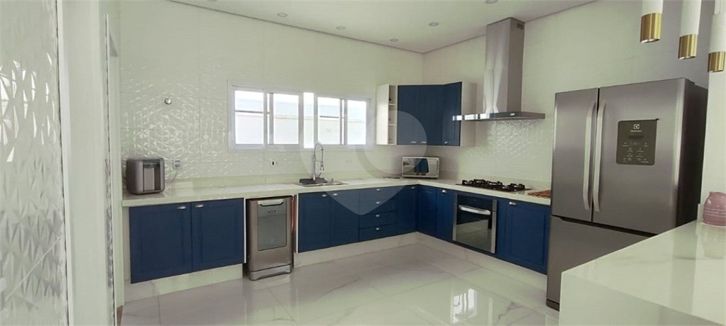 Casa à venda com 3 suítes no condomínio Bella Cittá - Villaggio II, Mogi das Cruzes - SP