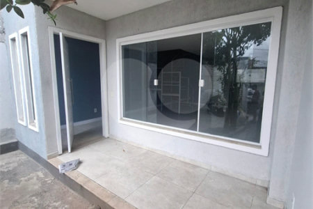 Casa à venda com 3 quartos, sendo 1 suíte, em Campo Grande, Rio de Janeiro, RJ