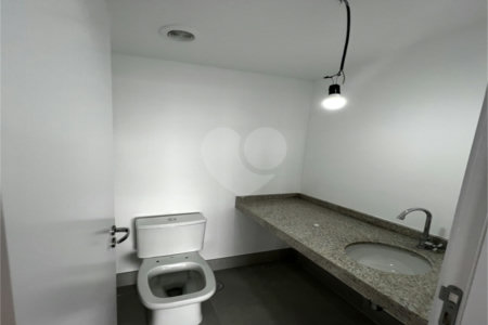 Apartamento à venda com 2 suítes em Campo Belo, São Paulo, SP