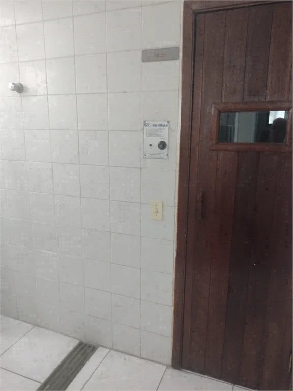 Apartamento à venda com 3 suítes em Vila Suzana, São Paulo, SP