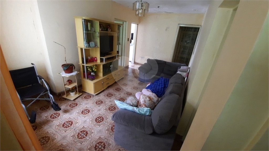 Sobrado à venda com 6 quartos, sendo 2 suítes, em Santana, São Paulo, SP
