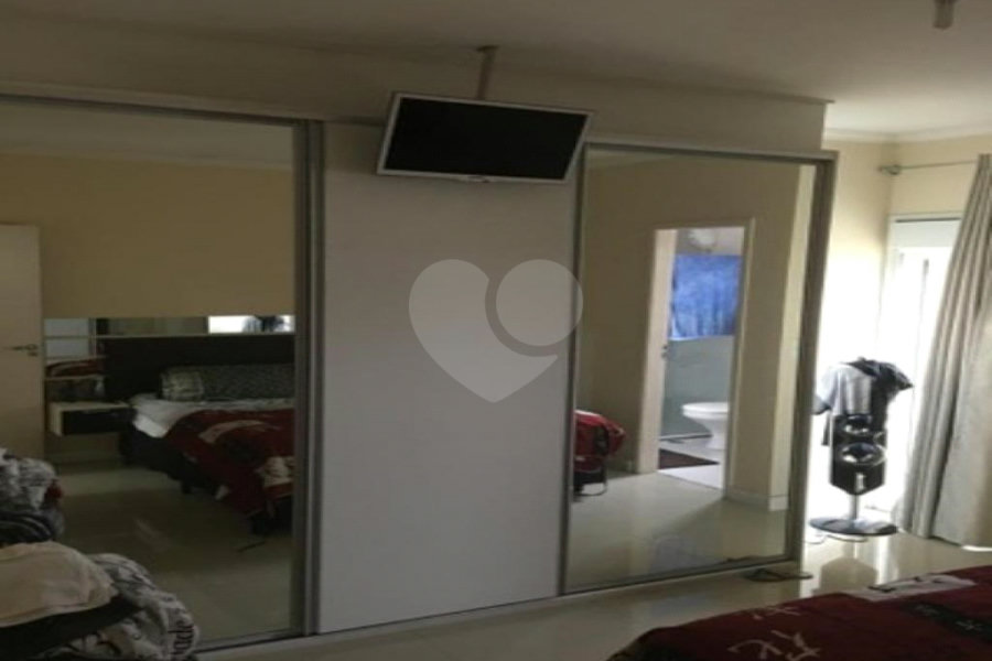 Casa à venda com 3 quartos, sendo 1 suíte, em Itaquera, São Paulo, SP