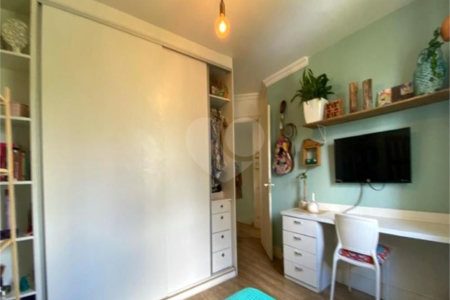 Apartamento à venda com 3 suítes em Vila Suzana, São Paulo, SP