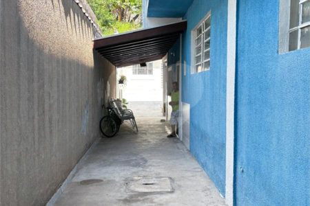 Casa à venda com 3 quartos, sendo 1 suíte, em Bosque dos Eucaliptos, São José dos Campos, SP