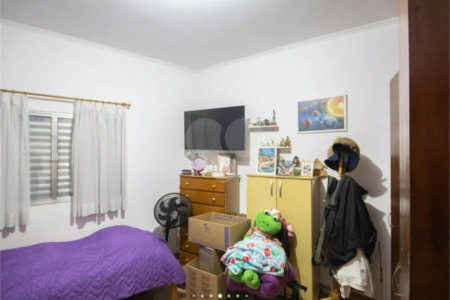 Casa Térrea à venda com 7 quartos em Vila Mazzei, São Paulo, SP