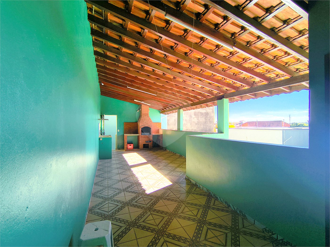 Sobrado à venda com 3 quartos, sendo 1 suíte,  em Jardim Alice, Indaiatuba, SP