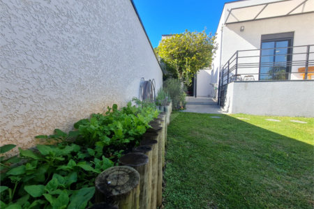Casa com 4 dormitórios à venda, 214 m² por R$ 1.890.000 - Parque Arco Iris - Atibaia/SP