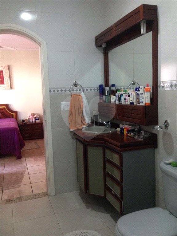 Sobrado à venda com 4 quartos, sendo 1 suíte,  em Horto Florestal, São Paulo, SP