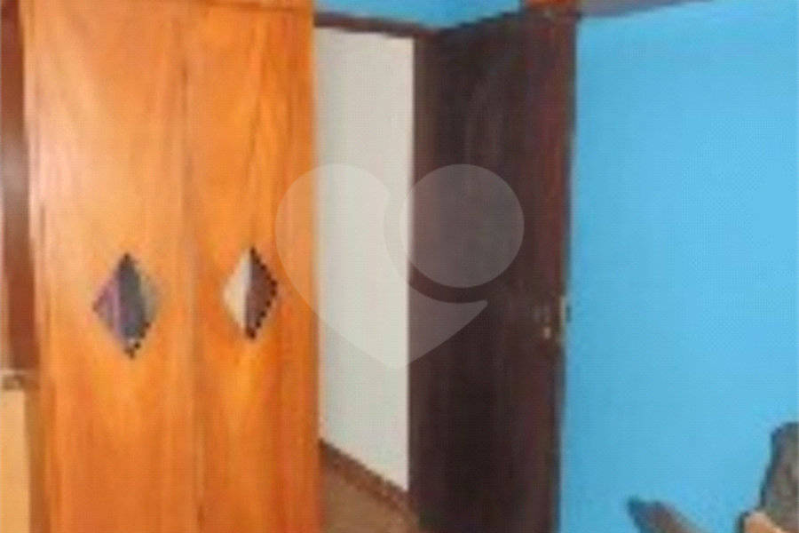 Sobrado à venda com 4 quartos em Vila Ipojuca, São Paulo, SP