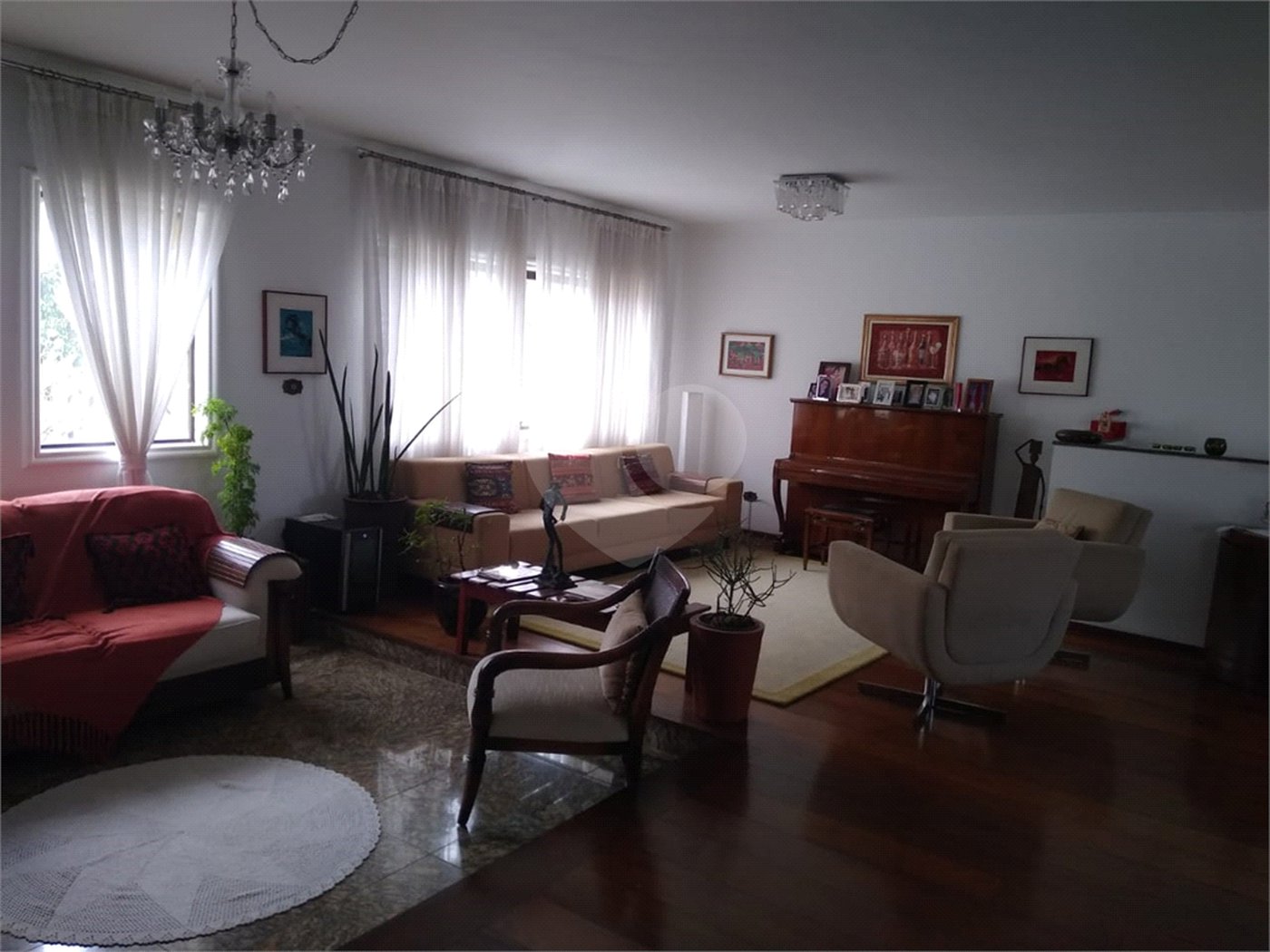 Sobrado à venda com 4 quartos, sendo 2 suítes, em Jardim Franca, São Paulo, SP