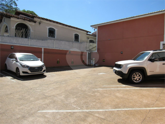 Casa à venda com 2 suítes no condomínio Real Residencial Julia, São Paulo - SP