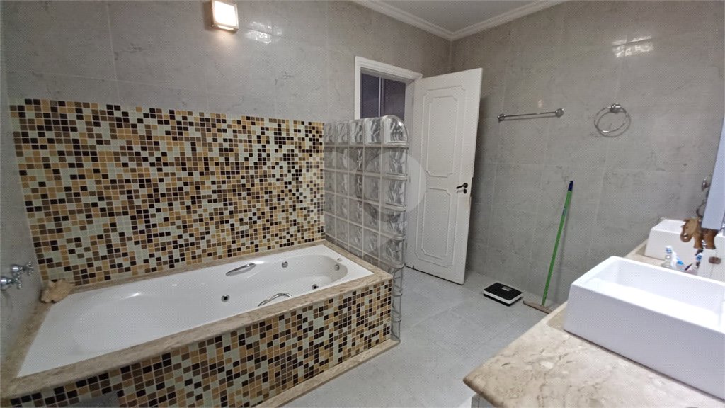 Casa à venda com 3 suítes em Tucuruvi, São Paulo, SP