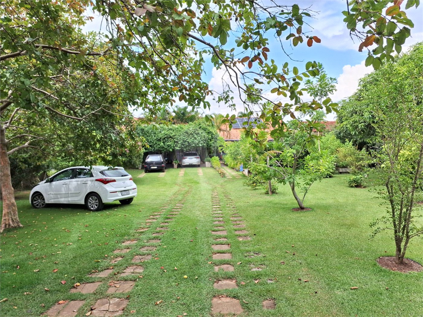 Chácara à venda com 4 quartos, sendo 2 suítes,  no Centro, Araçoiaba da Serra, SP