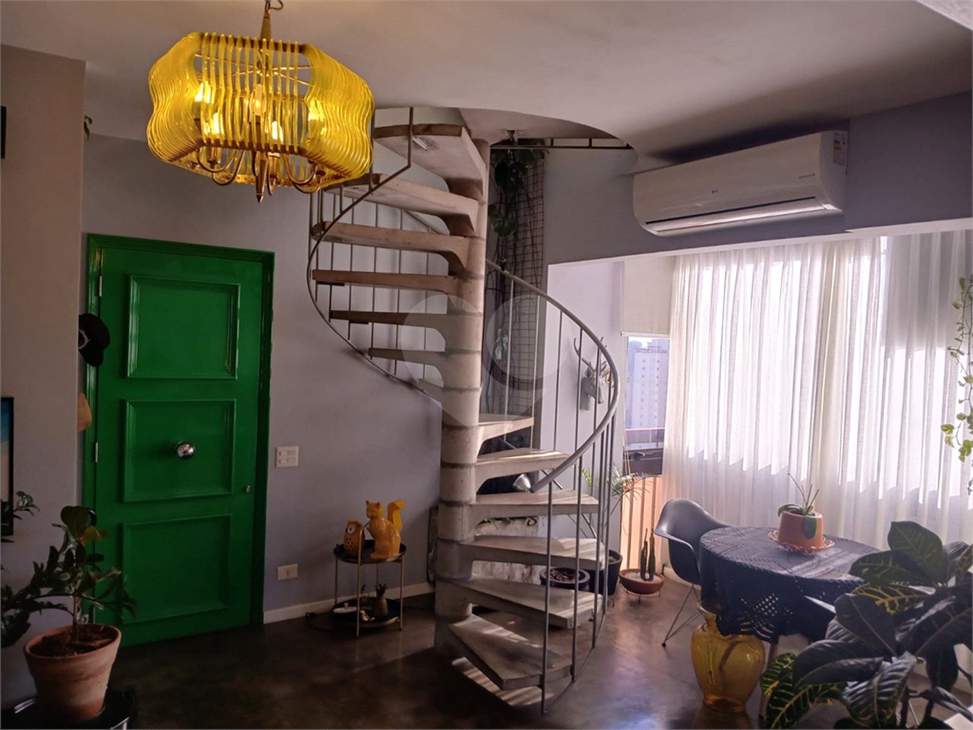 Duplex à venda com 2 suítes em Pinheiros, São Paulo, SP
