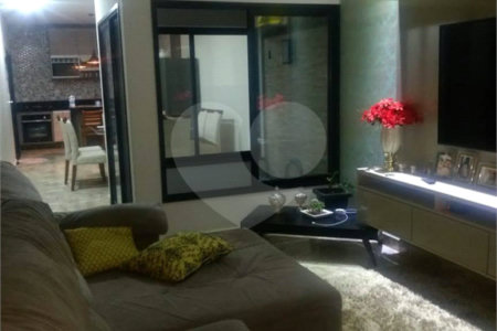 Casa à venda com 3 quartos, sendo 1 suíte, em Residencial Vila dos Eucaliptos, Salto, SP