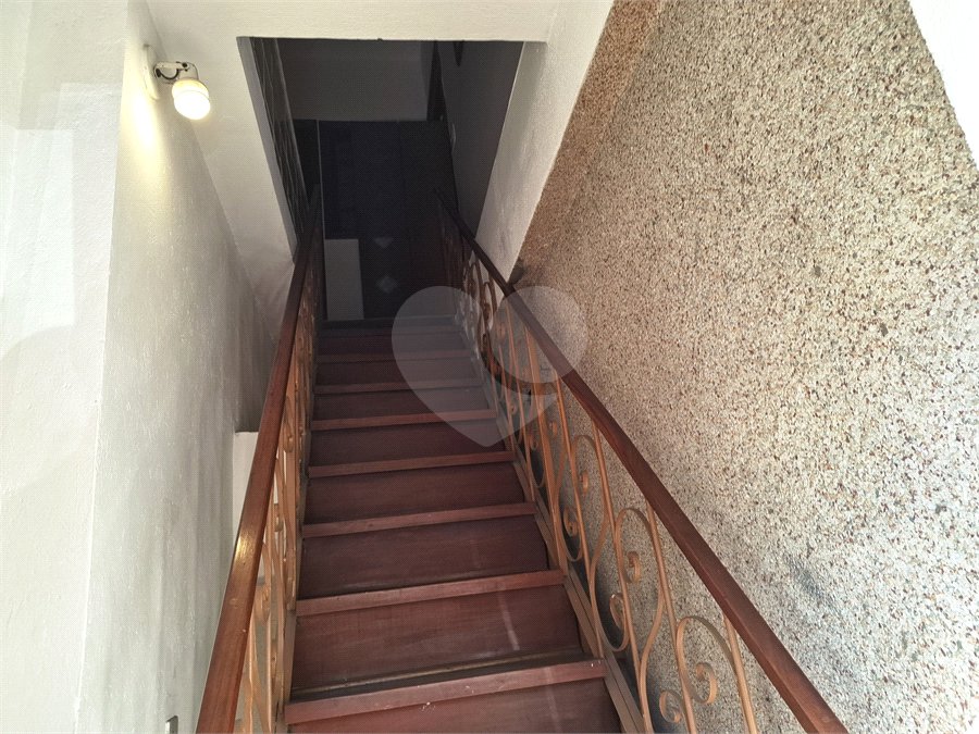 Sobrado à venda com 5 quartos, sendo 1 suíte,  em Santana, São Paulo, SP
