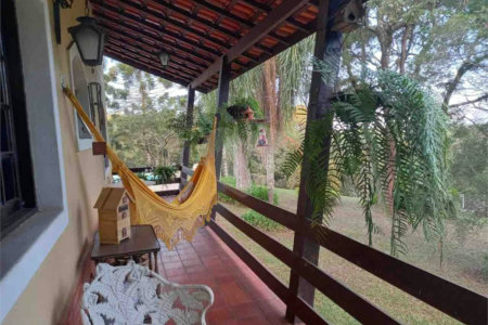 Chácara à venda com 3 quartos, sendo 1 suíte,  em Recanto Flora (mailasqui), São Roque, SP