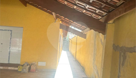 Casa à venda com 1 quarto em Tupi, Praia Grande, SP