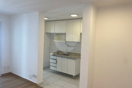 Apartamento com 70m² , 2 dormitórios , sendo 1 suíte , 1 vaga de garagem , à venda no bairro Campestre em Santo André.
