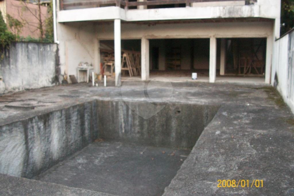 Sobrado à venda com 3 suítes em Tremembé, São Paulo, SP