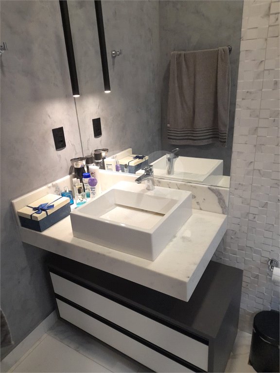 Casa à venda com 3 suítes no condomínio Reserva Real, Paulínia - SP