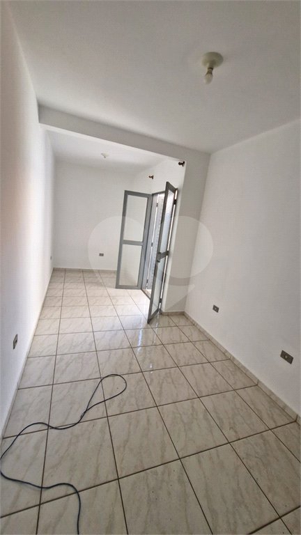 Sobrado à venda com 4 quartos, sendo 1 suíte, em Jardim Hubert, Indaiatuba, SP