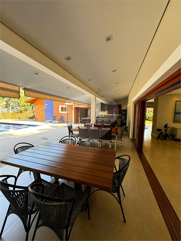 Casa à venda ou para alugar com 4 suítes no condomínio Lago Azul Residencial e Golfe, Araçoiaba da Serra - SP