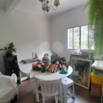 Sobrado à venda com 3 quartos, sendo 1 suíte, em Serra da Cantareira, Mairiporã, SP