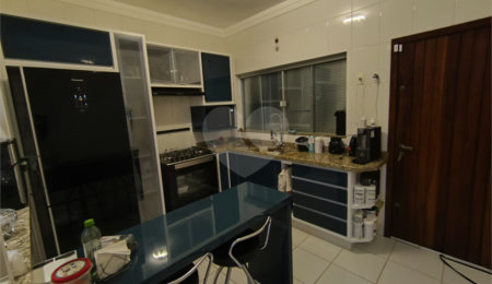 Casa à venda com 3 quartos, sendo 1 suíte,  em Vila Nastri, Itapetininga, SP