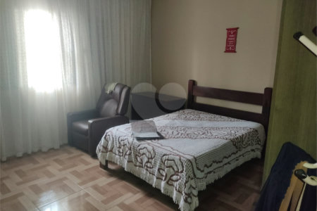 Casa à venda com 3 quartos em Jardim Maria Dirce, Guarulhos, SP