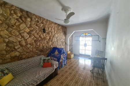 Casa à venda com 4 quartos, sendo 1 suíte, em Campo Grande, Rio de Janeiro, RJ