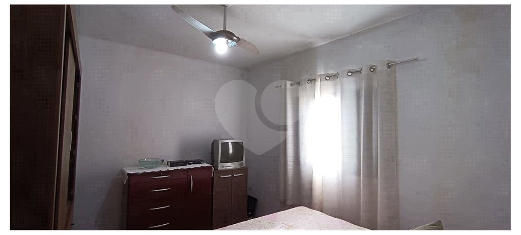Casa à venda com 3 quartos, sendo 1 suíte, em Vila Boa Vista, São Carlos - SP