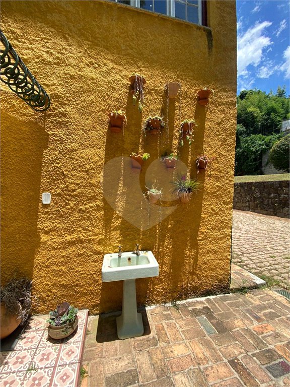 Casa à venda com 4 suítes no condomínio São Joaquim, Vinhedo - SP